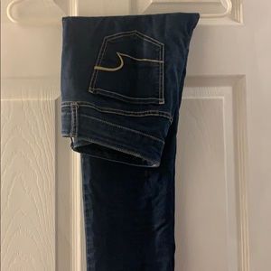 Women’s American eagle jeans